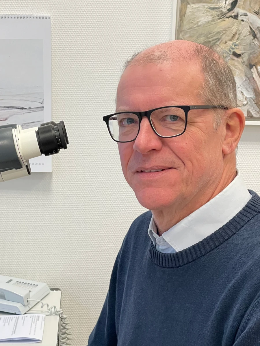 Dr Blasius headshot